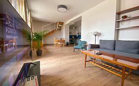 Spacious 2 Story Loft W Balcony Near Opera, Andrassy